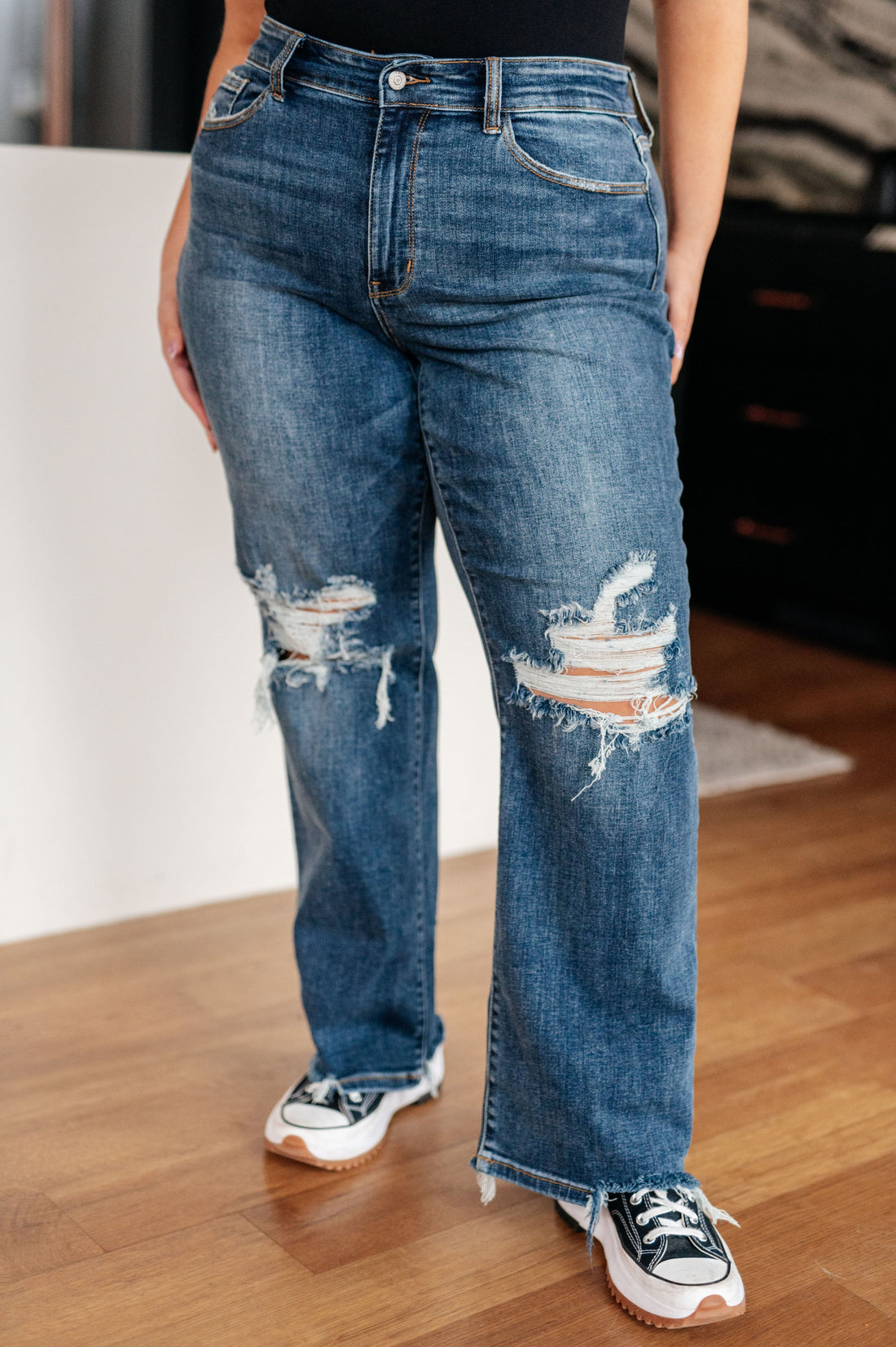 Rose High Rise 90's Straight Jeans in Dark Wash - Affirmation Apparel Co.